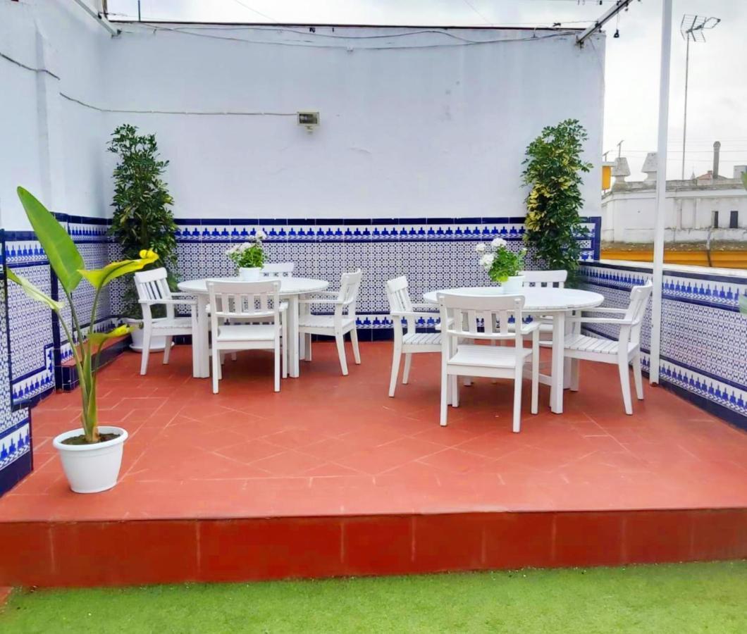 Residencia Viriato Albergue Sevilla Exterior foto